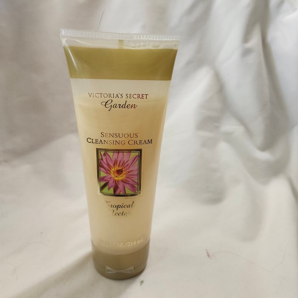 Tropical Nectar Victoria's Secret Sensuous Cleansing Cream 85% Full B35